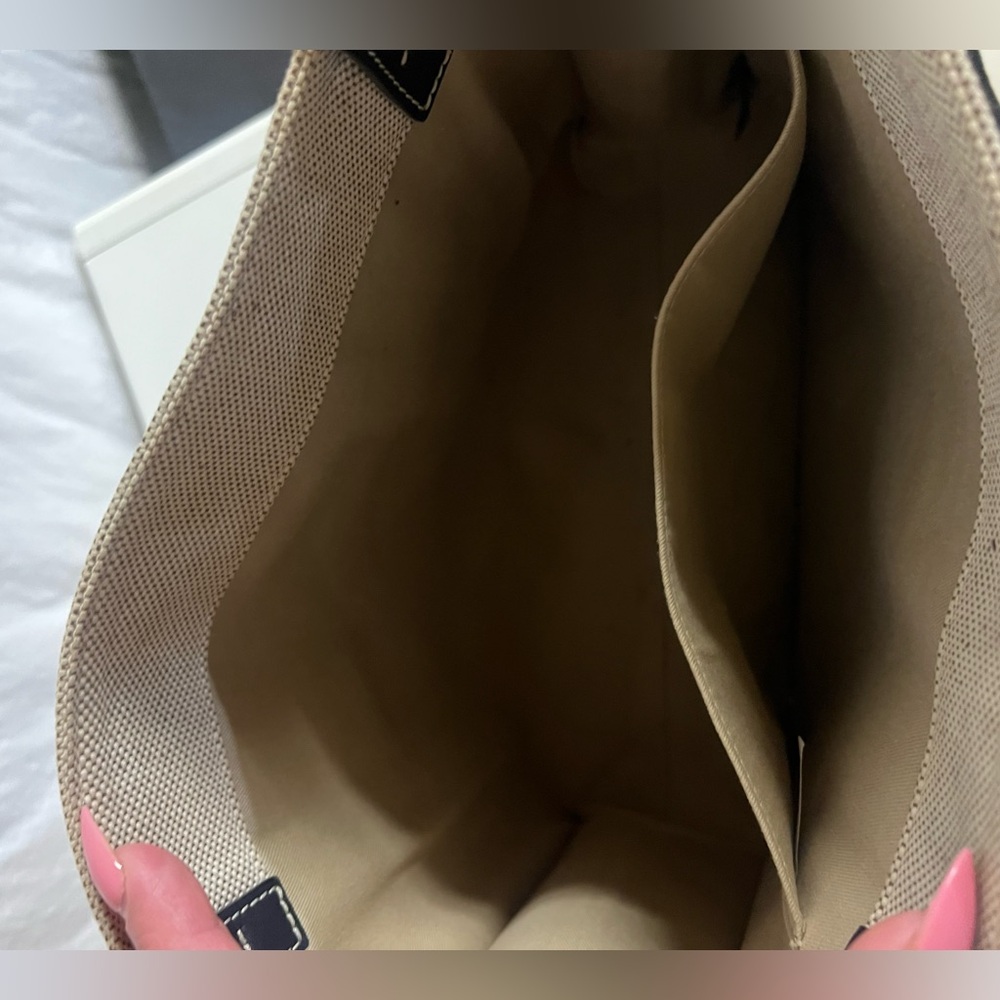 Chloé Beige and Black Tote Bag - Picture 4 of 7